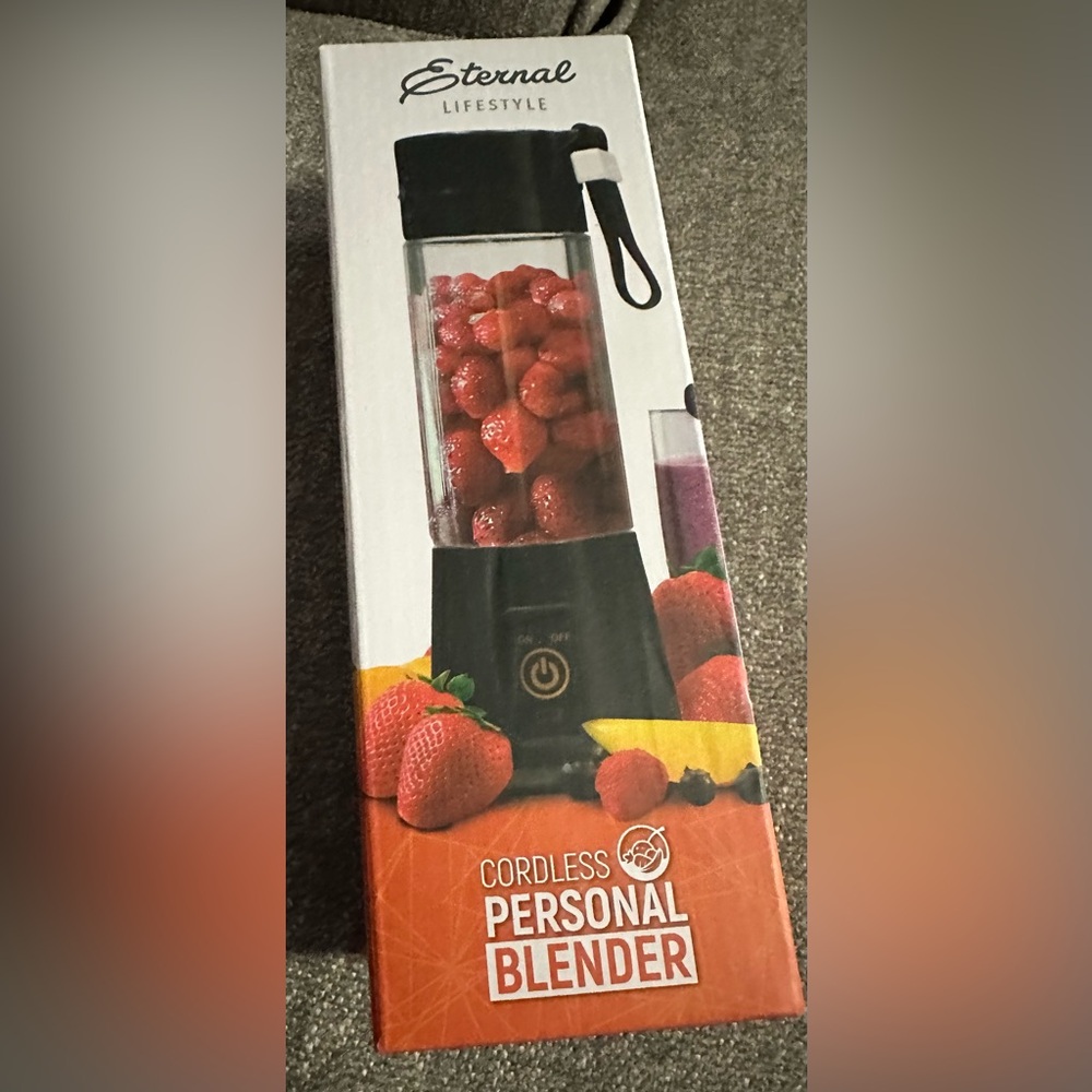 Cordless Personal Blender Eternal Lifestyle 
New